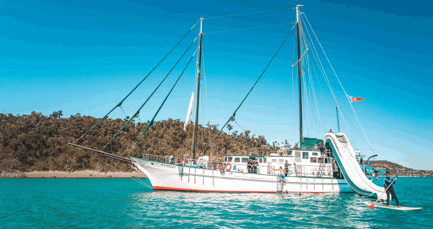 Whitsunday Sailing Adventure For Backpackers | Whitsunday 