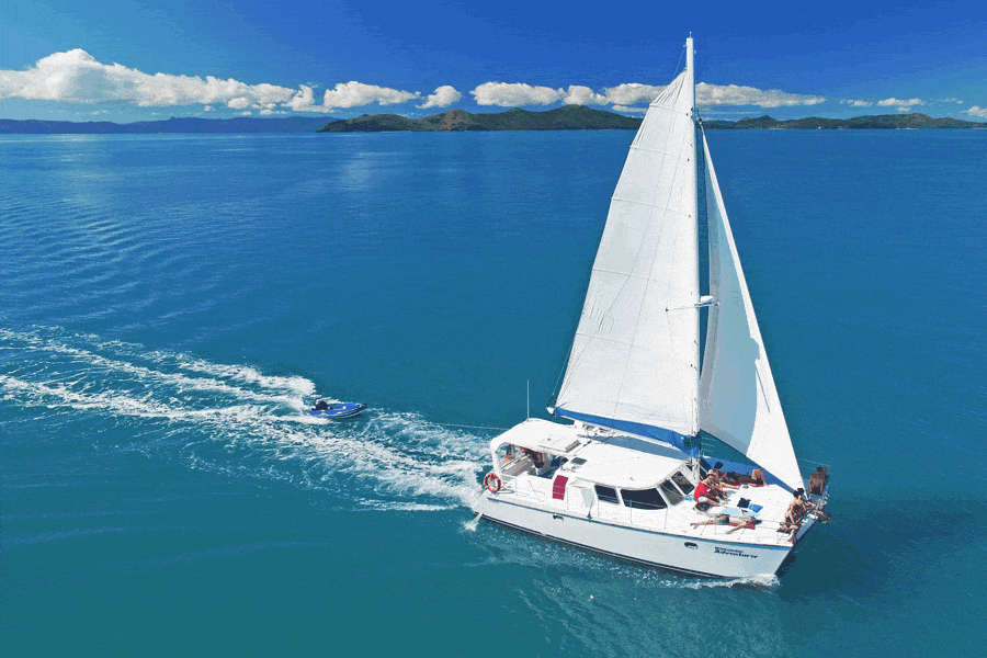 Cheapest Whitsundays Boat Hire Catamaran
