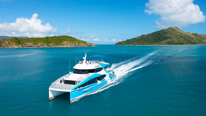 sealink ferry on way to Whitehaven Beach