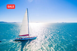 Boat tour Matador Whitsundays sailing with guests onboard