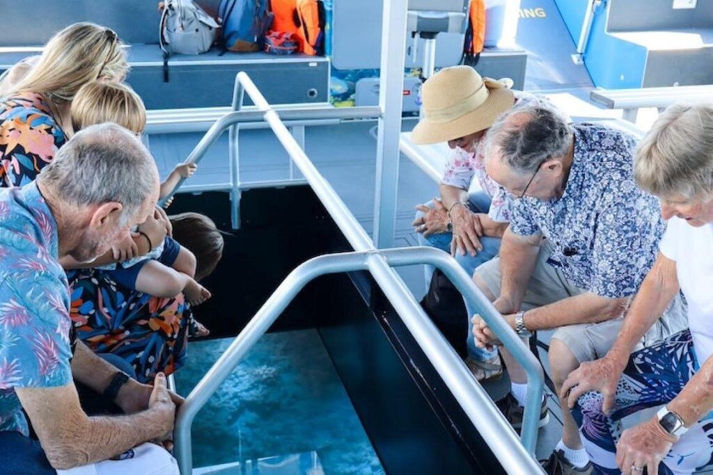 Airlie Beach Glass Bottom Boat (4)